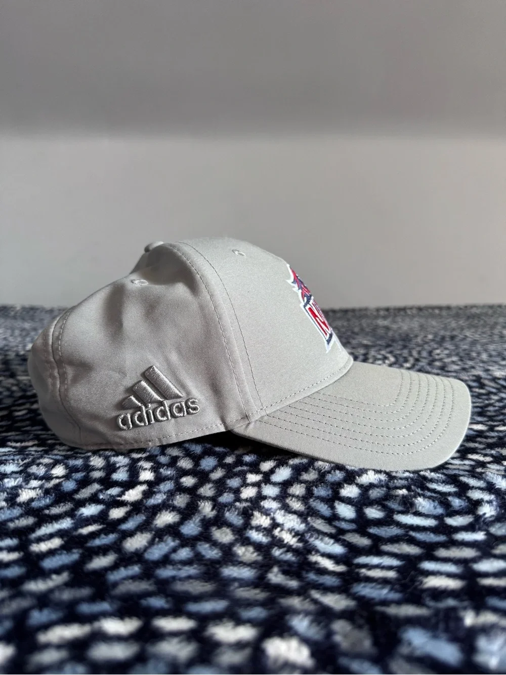 adidas Gray Hat with Red and White NJIT Logo NWT